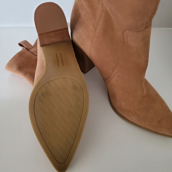 BCBGeneration Jayda Suede Bootie Size 10 - Picture 3 of 4